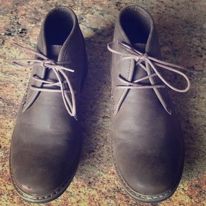 Boys dress shoe size 5Y